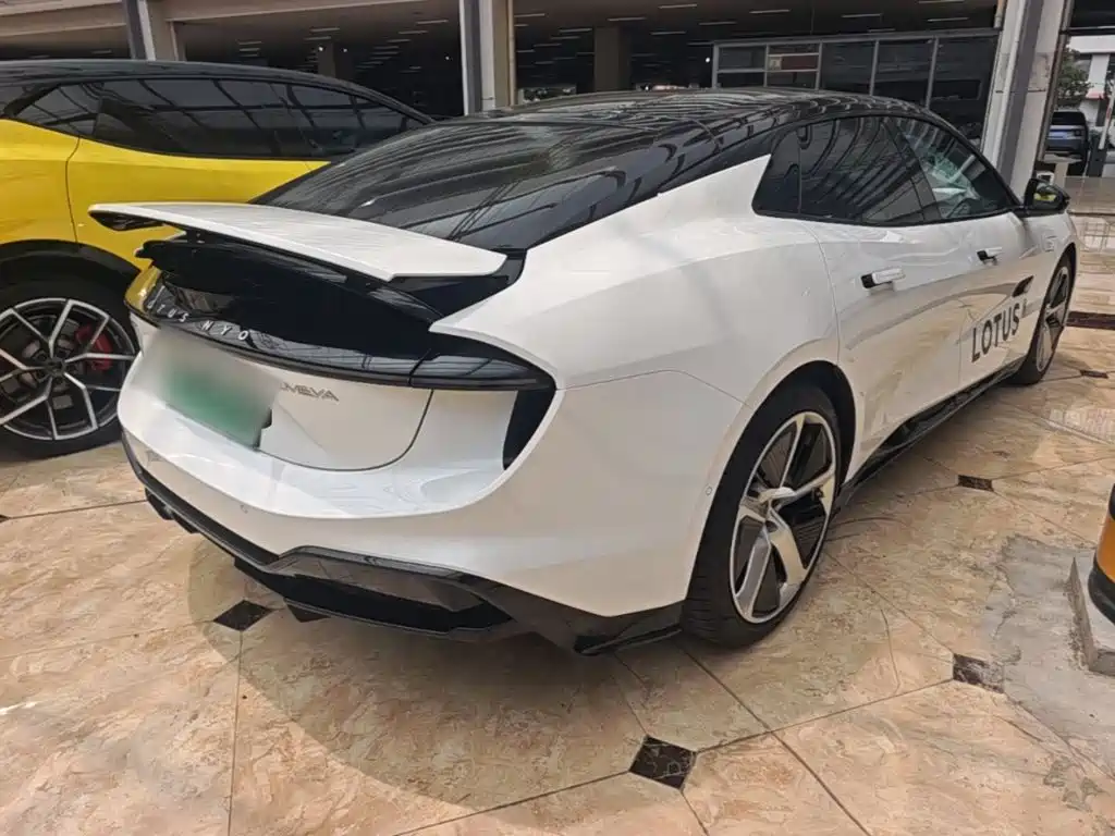 Lotus Emeya 2024 EMEYA L+