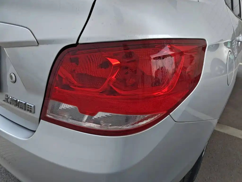 Chevrolet Sail 2015 3 1.3L MT