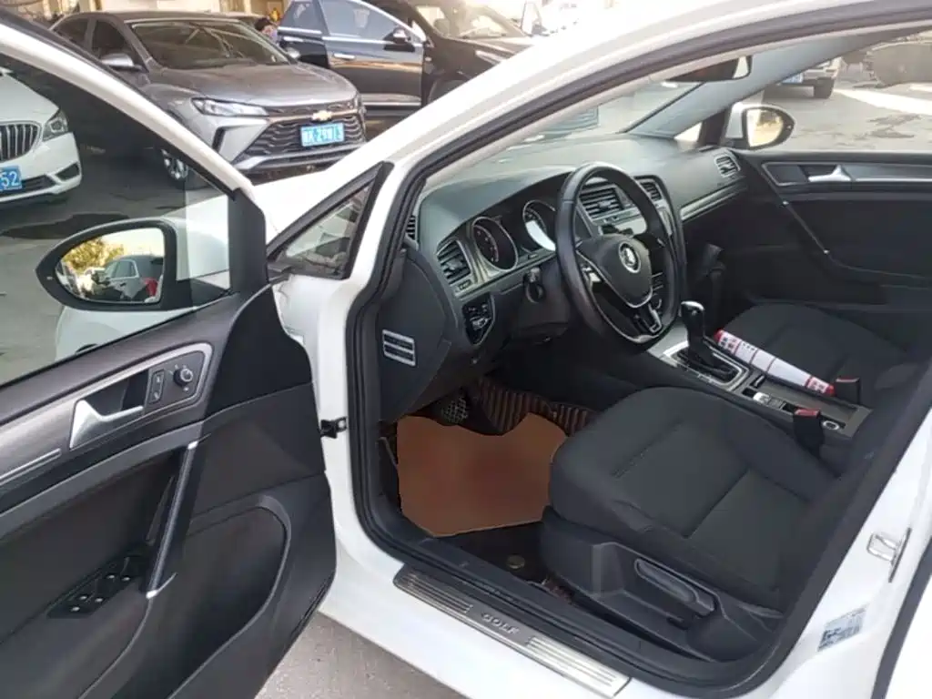 Volkswagen Golf — миниатюра 16