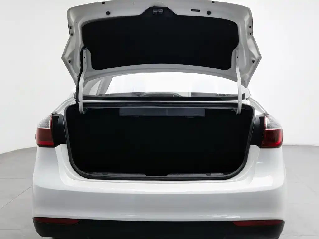 Kia K3 — миниатюра 16