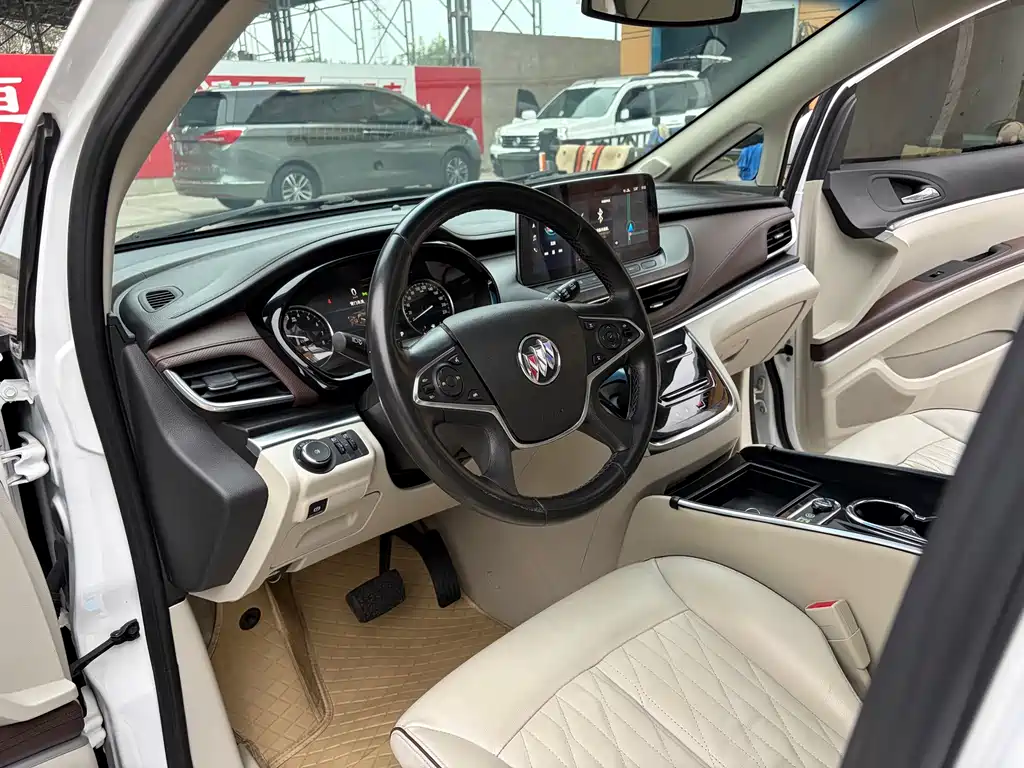 Buick GL8 — миниатюра 4