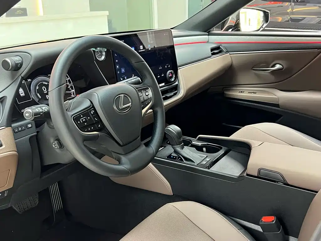 Lexus ES — миниатюра 8