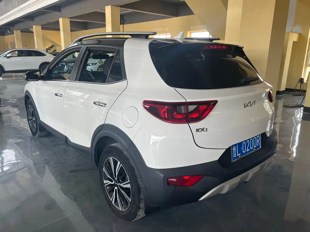 Kia KX1 2021 1.4L CVT