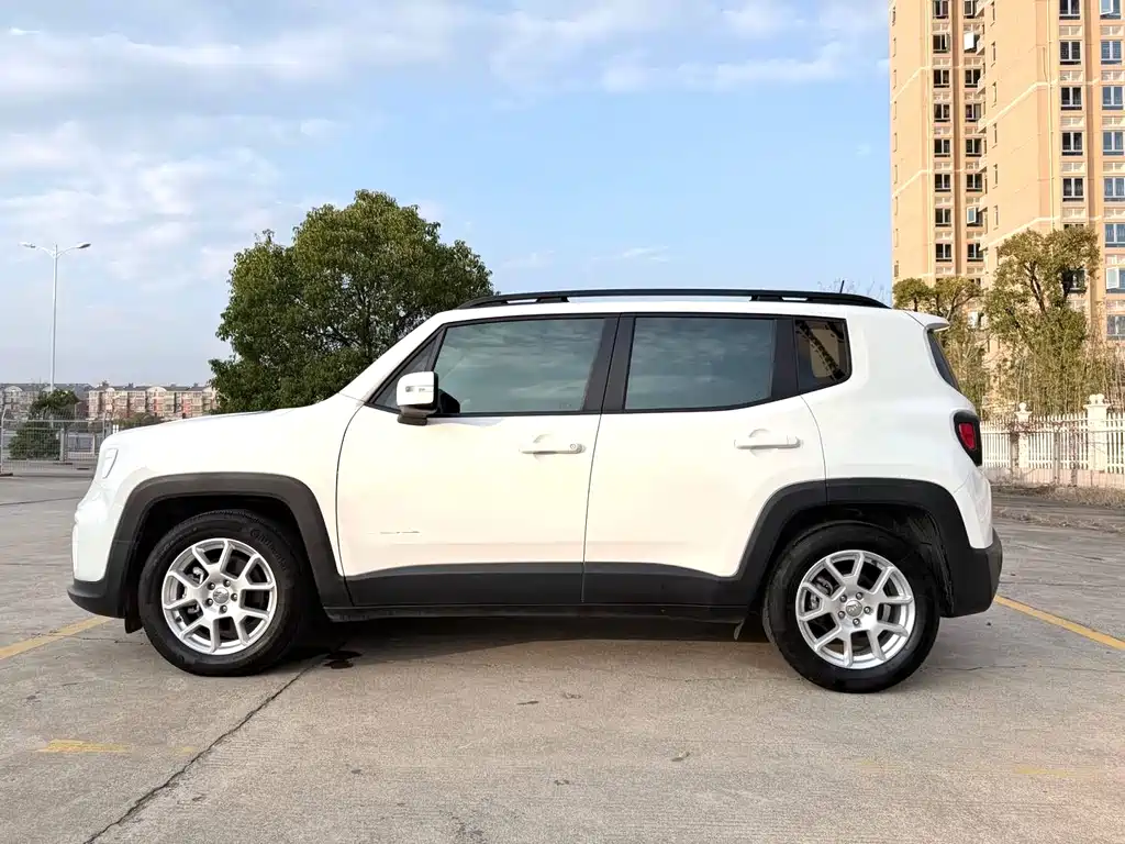 Jeep Renegade 2019 220T AT Lead