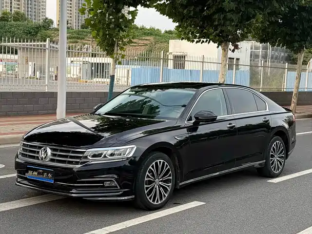 2020 Volkswagen Phaeton