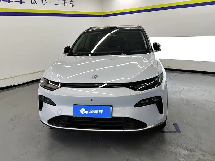Leapmotor Leapmotor C11 — миниатюра 2
