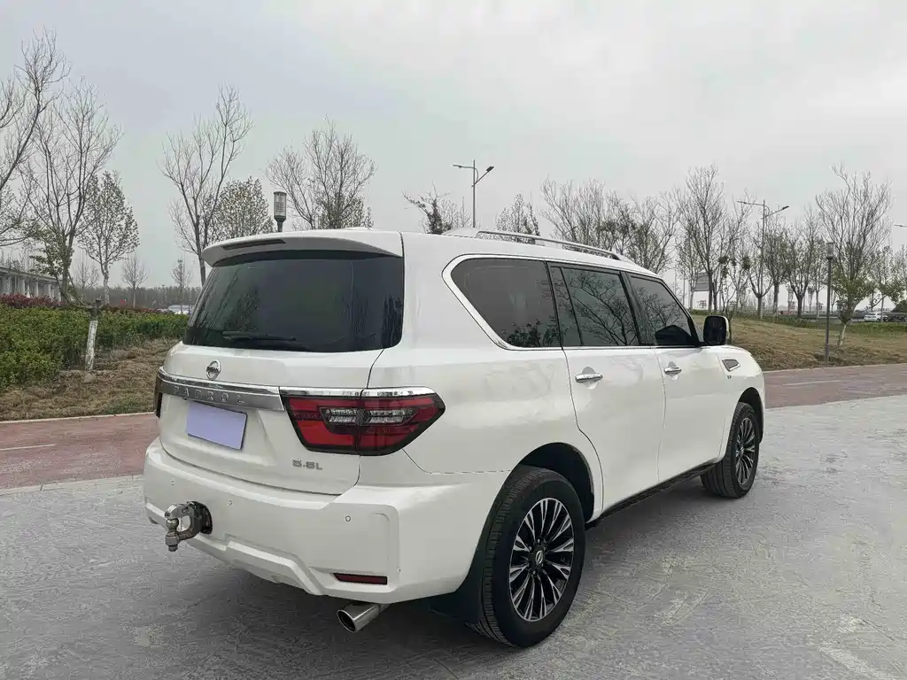 Nissan Patrol 2018 4.0L