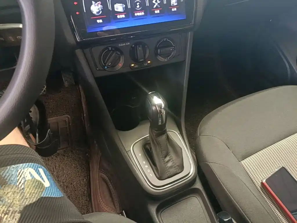Volkswagen Polo — миниатюра 14