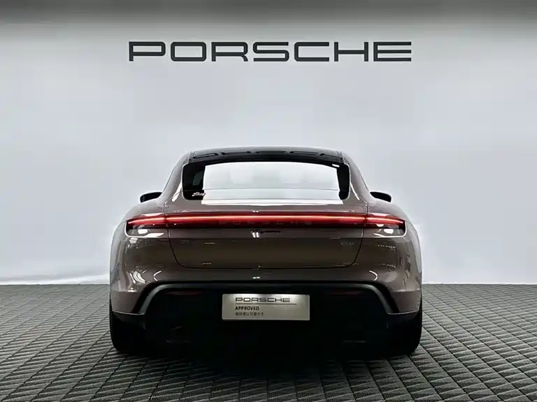 Porsche Taycan 2022 Taycan