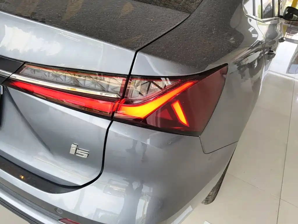 Roewe i5 2023 1.5L CVT Luxury