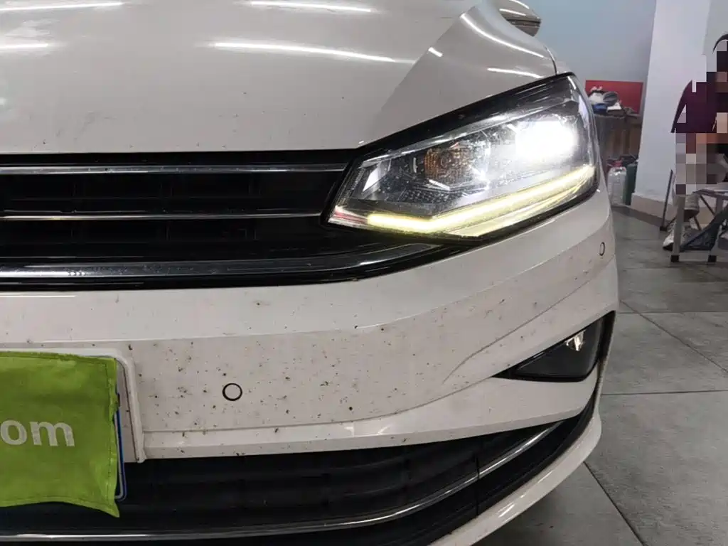 Volkswagen Golf Sportsvan — миниатюра 24