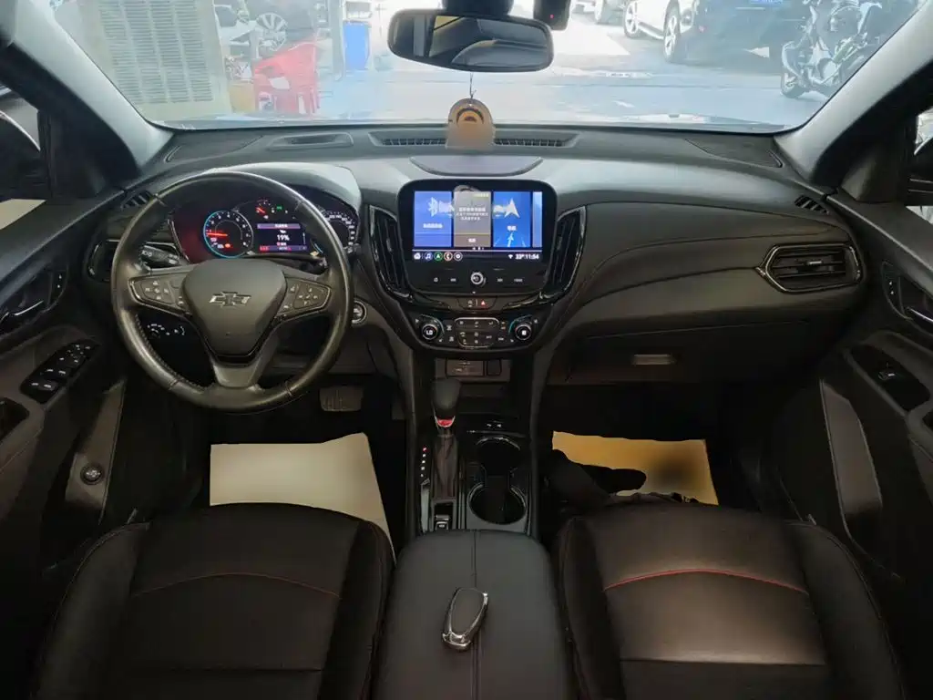 Chevrolet Equinox — миниатюра 10