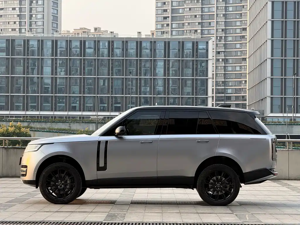Land Rover Range Rover — миниатюра 7