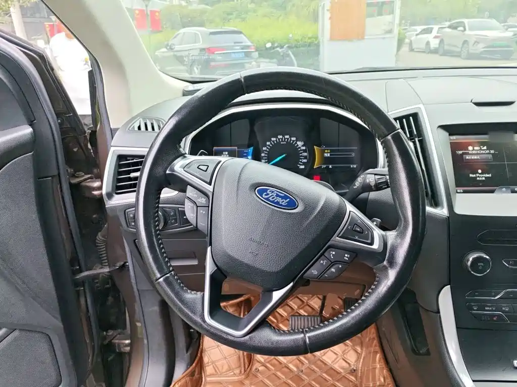 Ford Edge — миниатюра 11