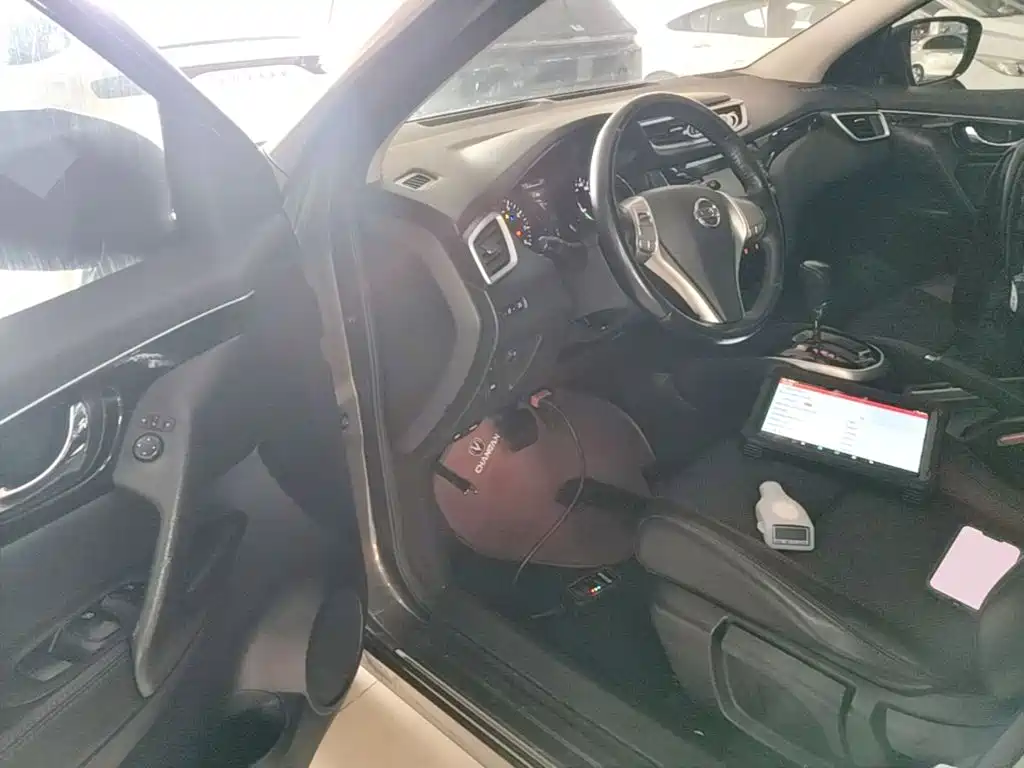 Nissan Qashqai — миниатюра 16
