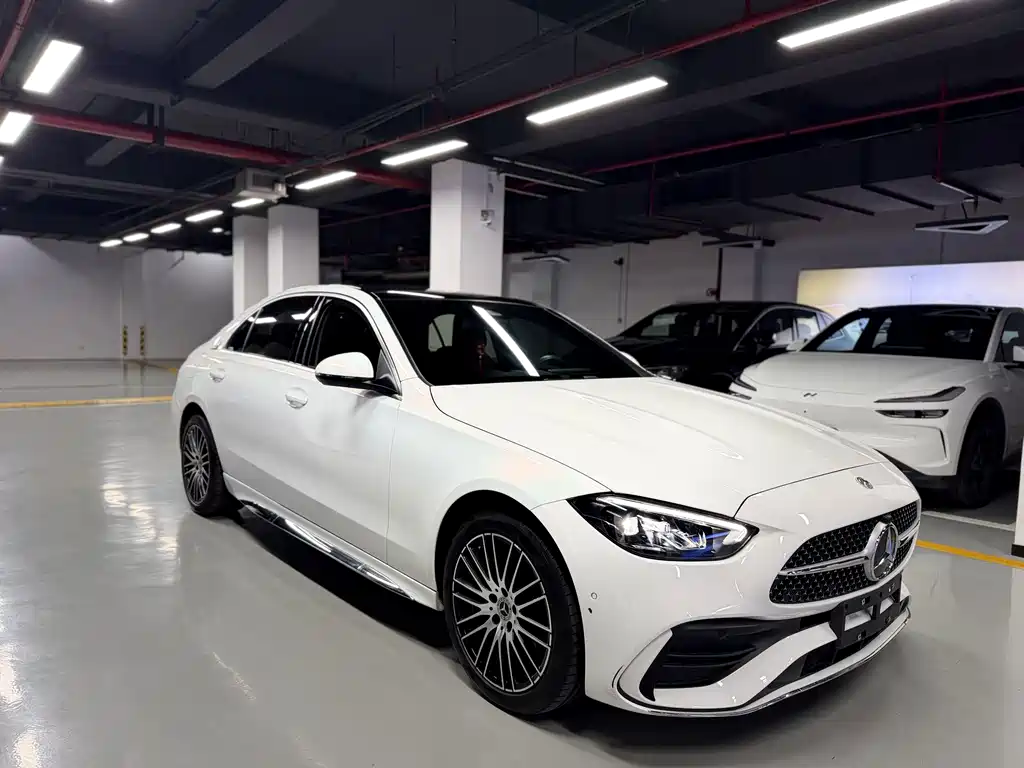 Mercedes-Benz C-Class — миниатюра 3