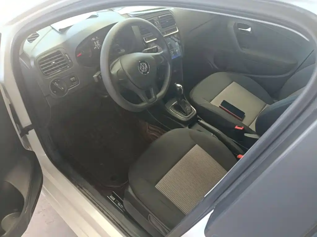 Volkswagen Polo — миниатюра 16