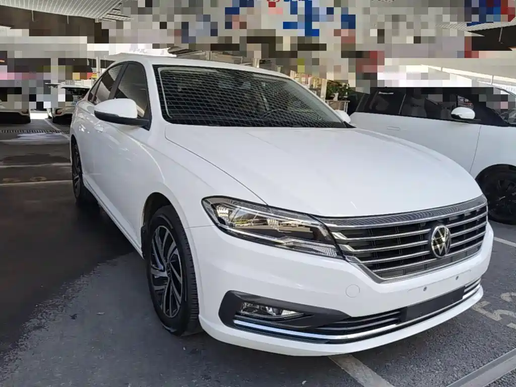 Volkswagen Lavida — миниатюра 4