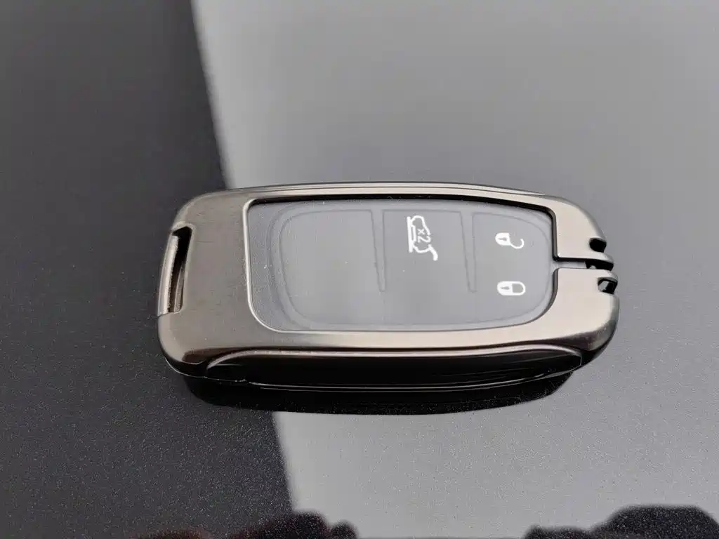 Jeep Grand Commander — миниатюра 19