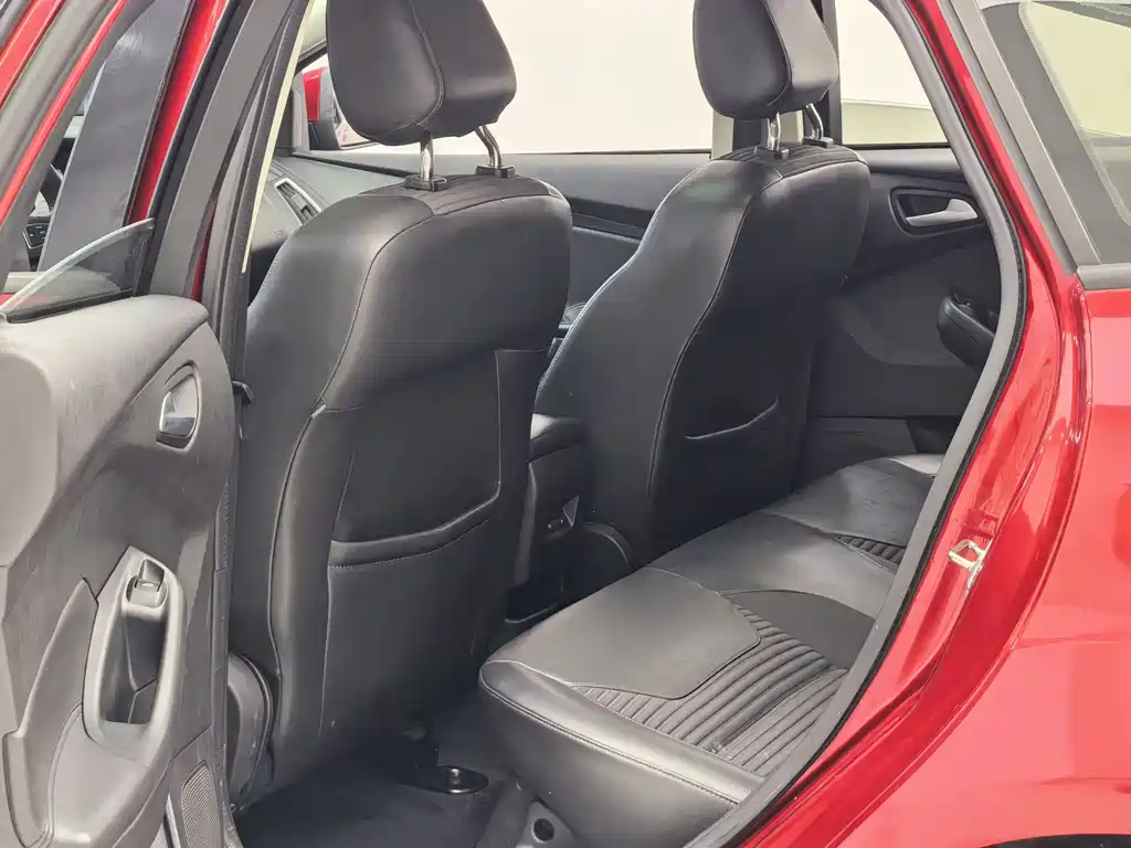 Ford Focus — миниатюра 7