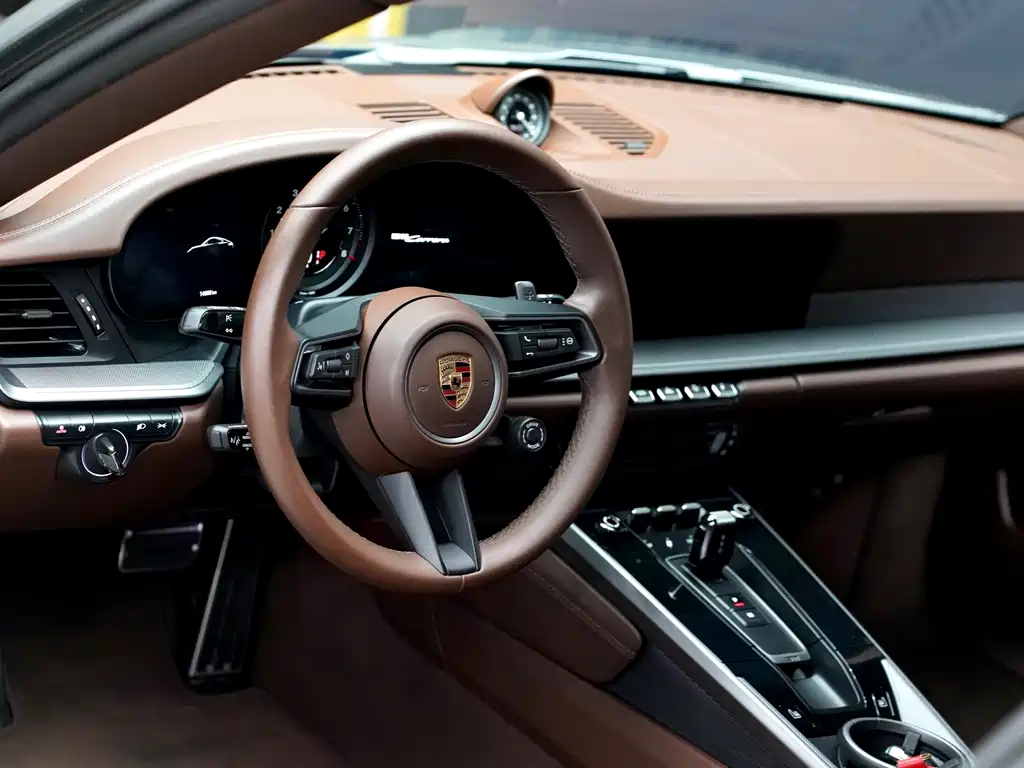 Porsche 911 2023 Carrera 3.0T