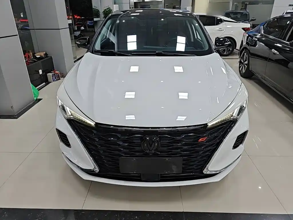 Changan Eado — миниатюра 3