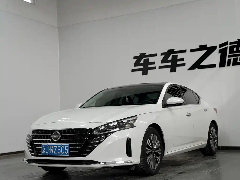 Купить Nissan Teana