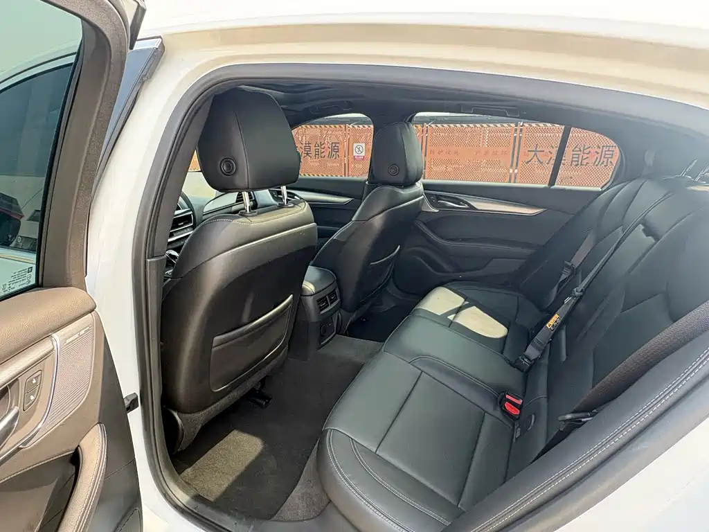 Cadillac CT5 2022 28T Luxury （ Standard ）