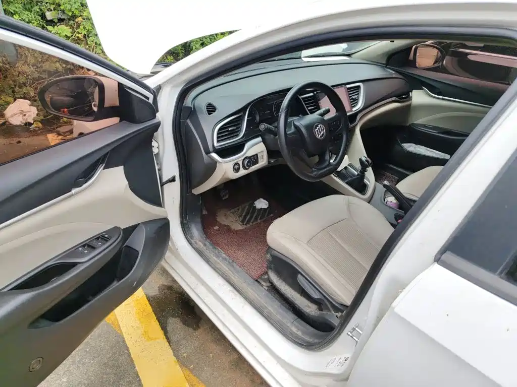 Buick Excelle — миниатюра 17