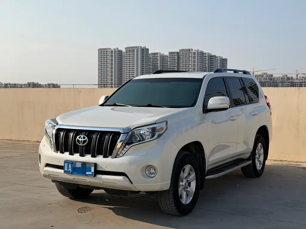 Toyota Prado 2016