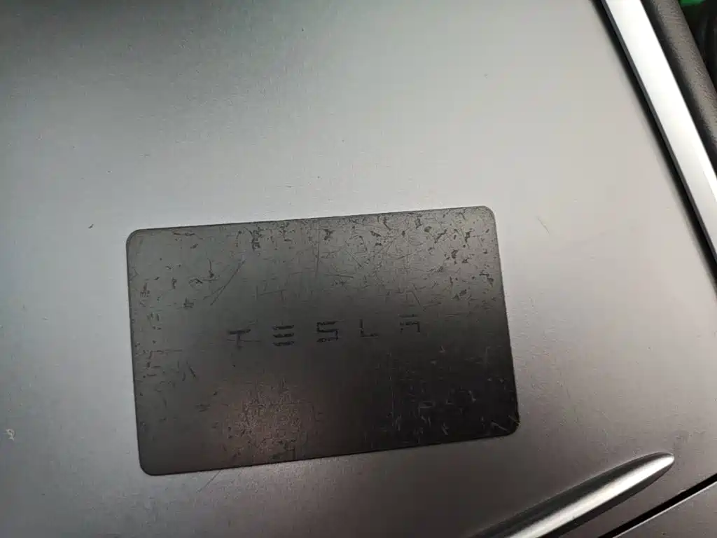 Tesla Model 3 — миниатюра 9