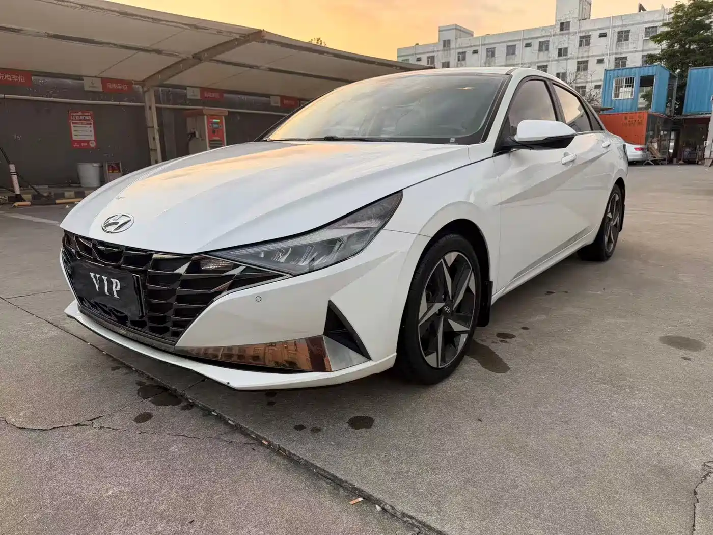 Hyundai Elantra 2021 Белый из Китая, фото 2