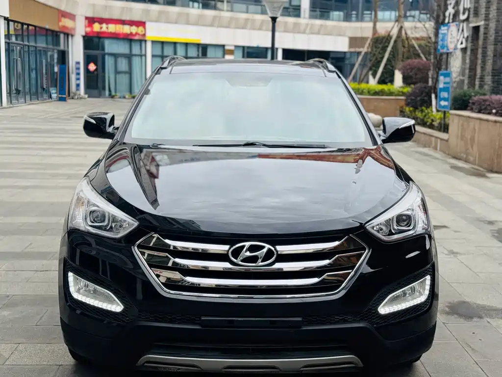 Hyundai Santa Fe — миниатюра 2