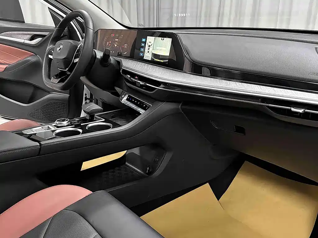 Changan Eado 2022 PLUS NE 1.4T GDI DCT Luxury