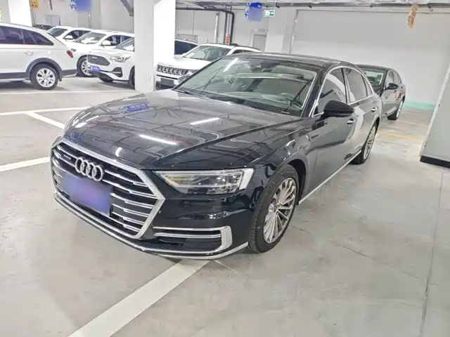 2022 Audi A8