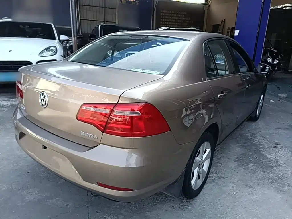 Volkswagen Bora — миниатюра 7