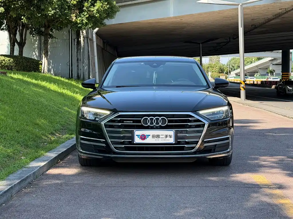Audi A8 — миниатюра 2