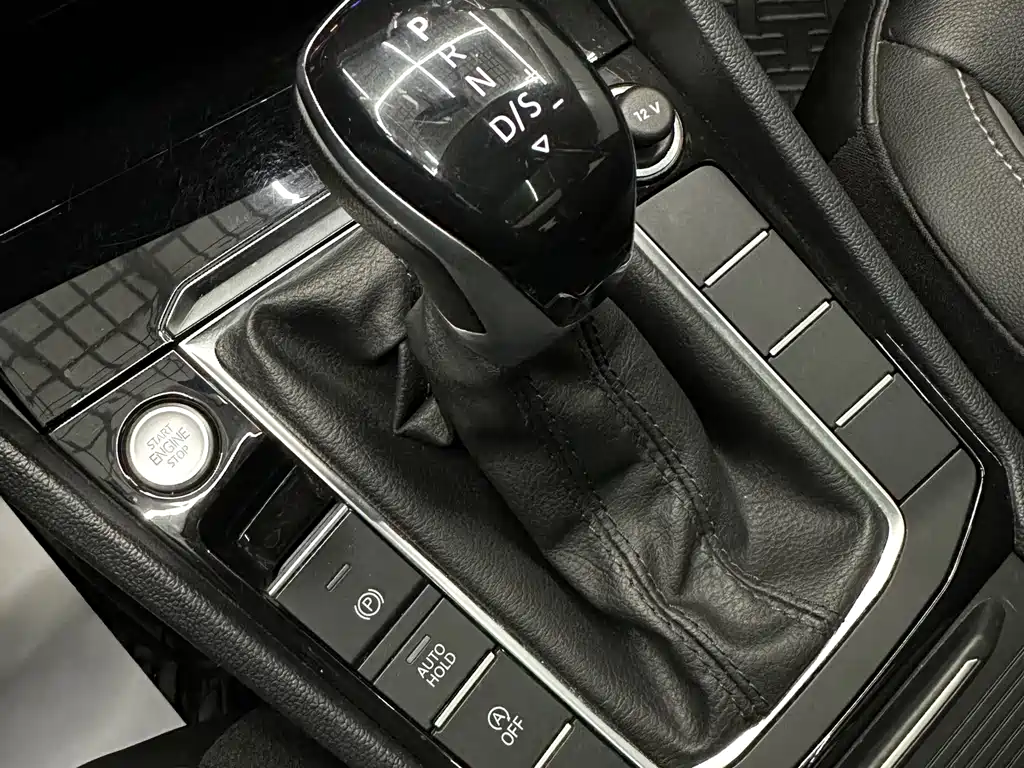 Volkswagen Sagitar — миниатюра 15