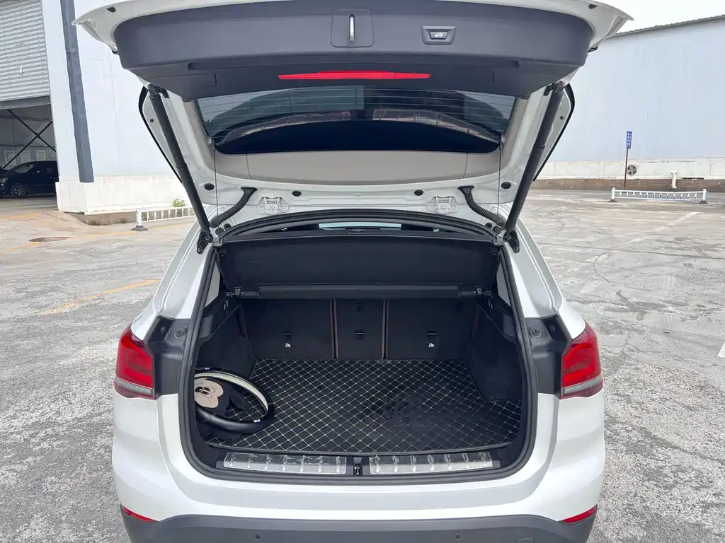 BMW X1 — миниатюра 17