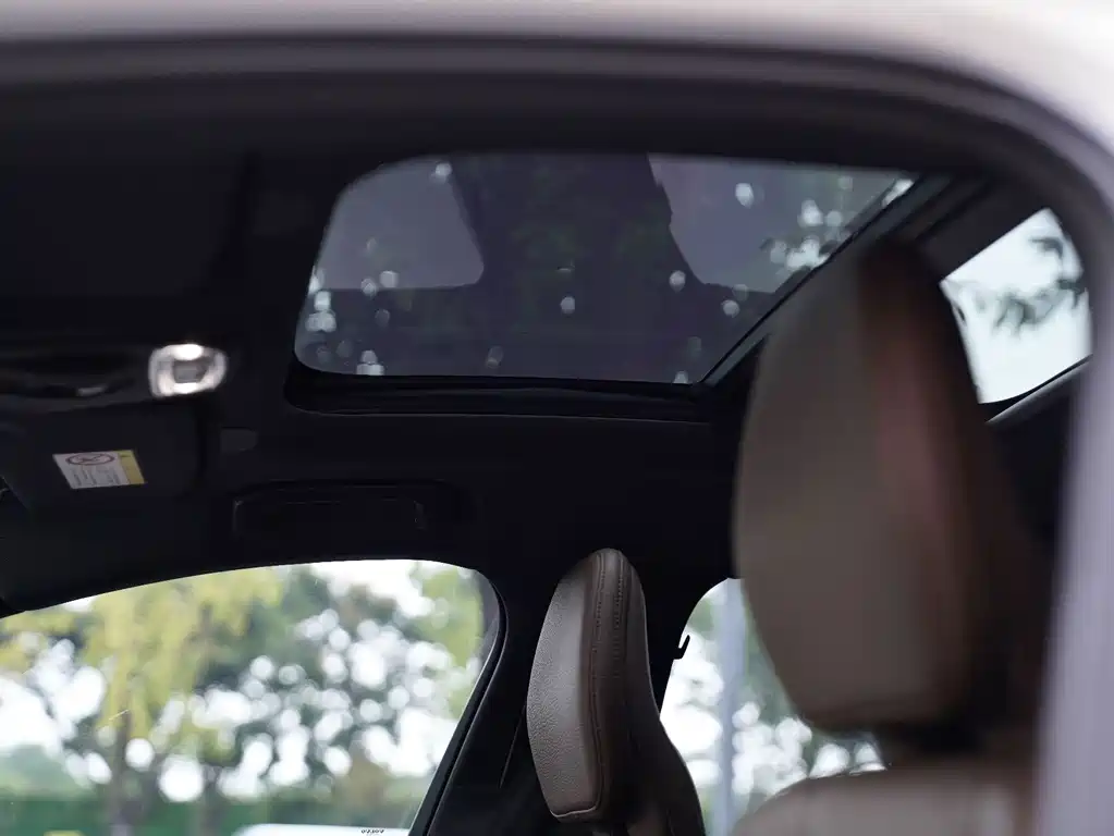 Volvo S60 — миниатюра 11