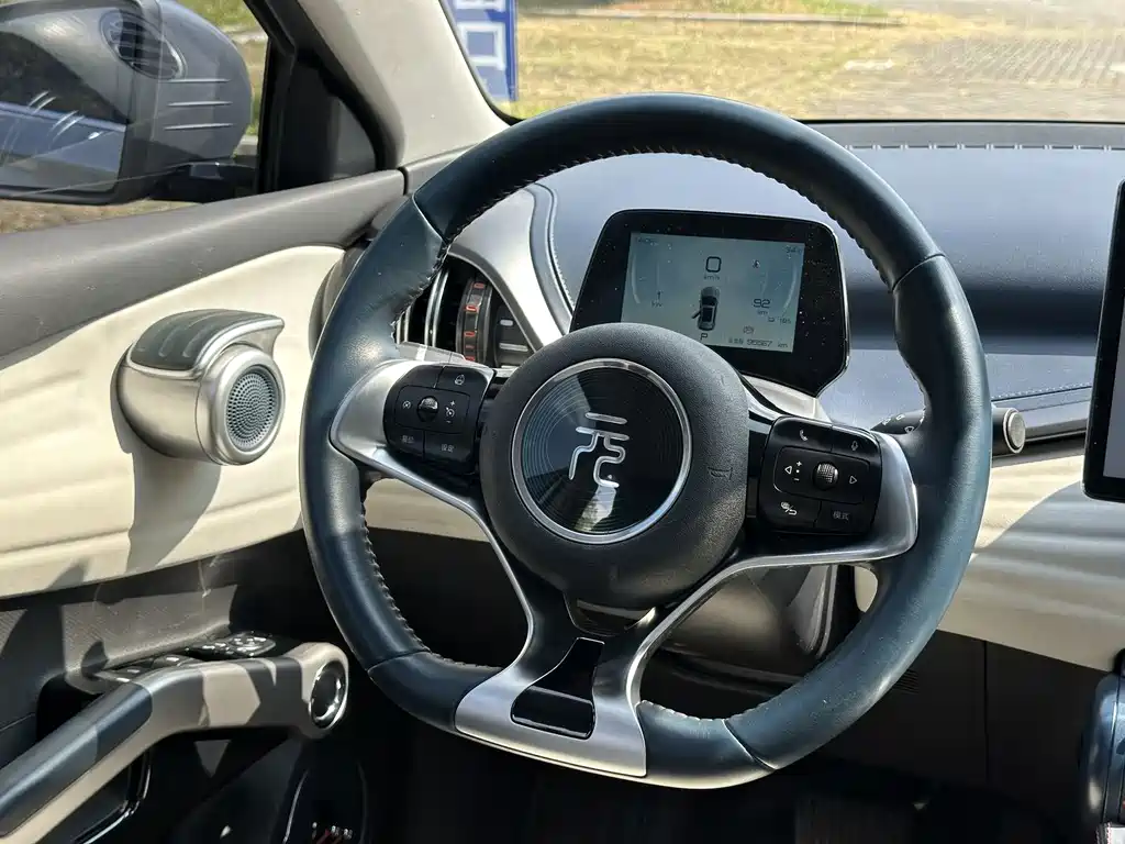 BYD Yuan Plus — миниатюра 12