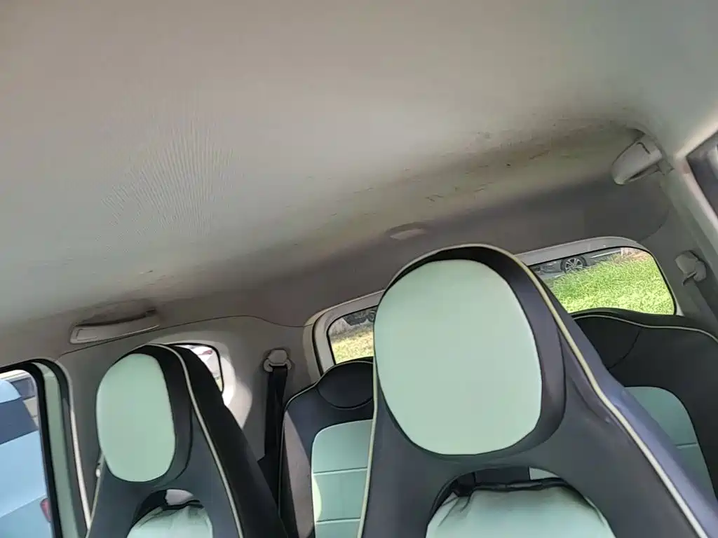 Wuling MINIEV — миниатюра 18
