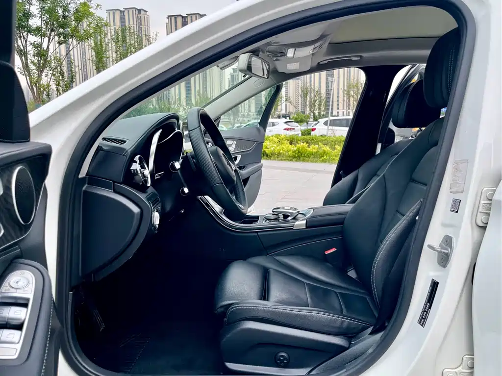 Mercedes-Benz C-Class C 2016 C 200 L Sport