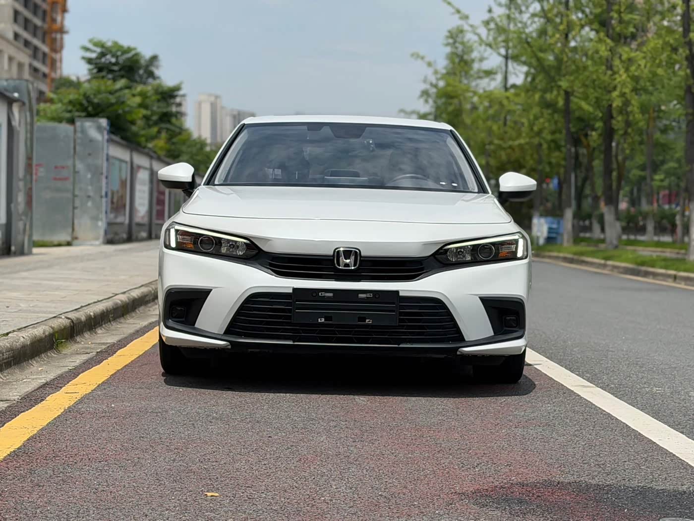 Honda Civic 1.5 л 2023 г. Белый, пробег 41000 км
