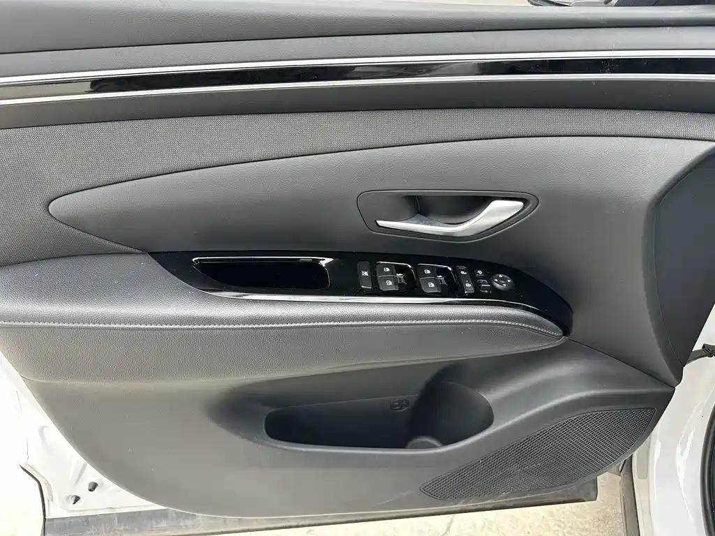 Hyundai Tucson — миниатюра 19