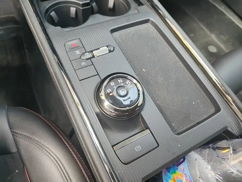 Ford Mondeo — миниатюра 14