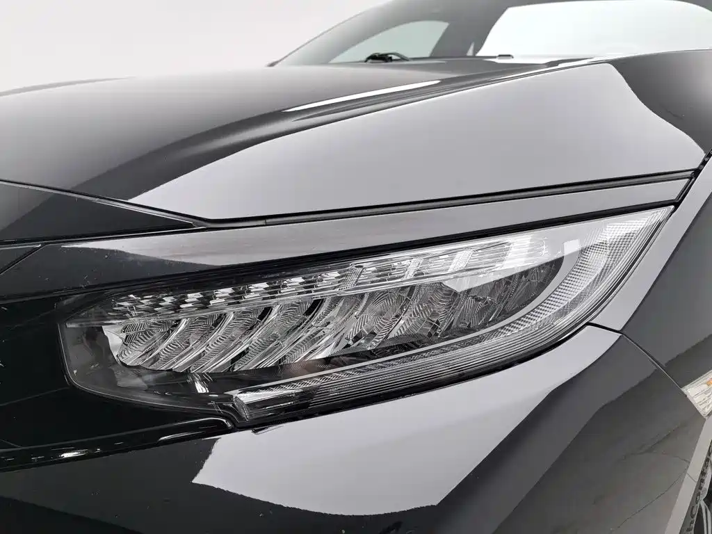 Honda Civic — миниатюра 7