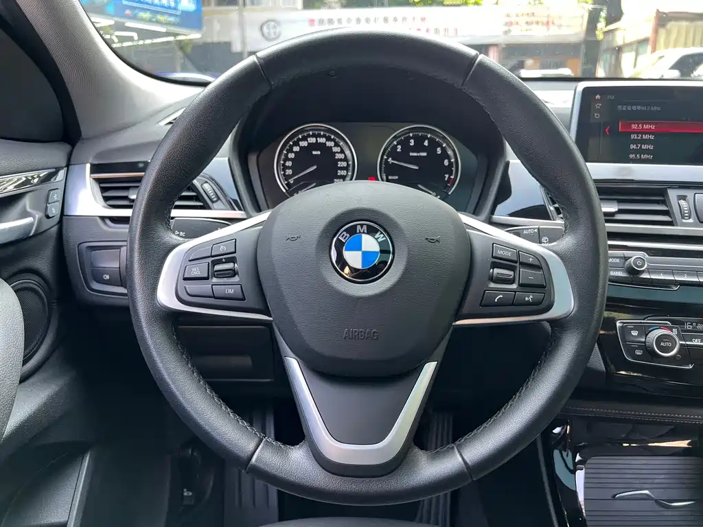 BMW X2 2020 sDrive20i M
