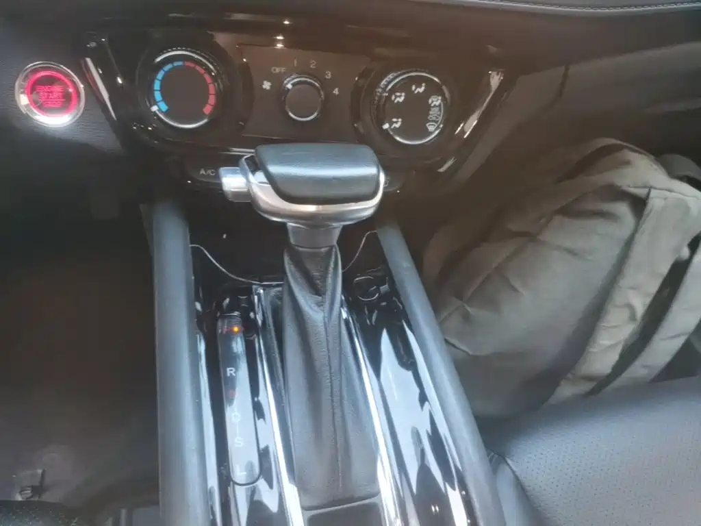 Honda Vezel — миниатюра 14