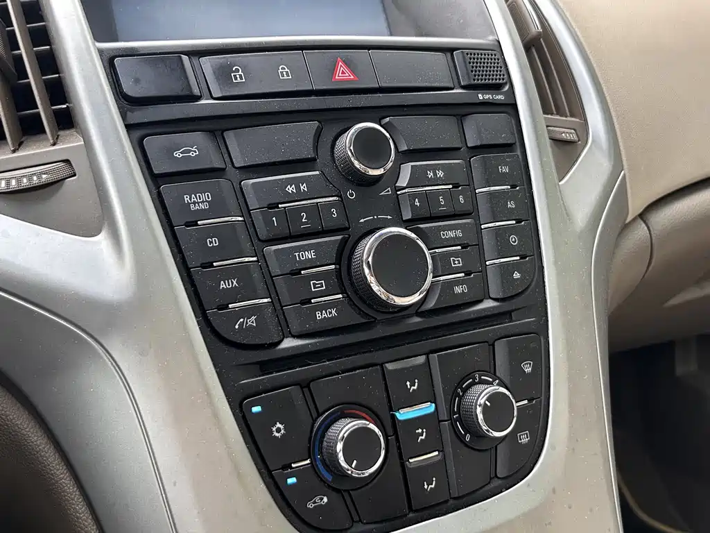 Buick Excelle — миниатюра 14